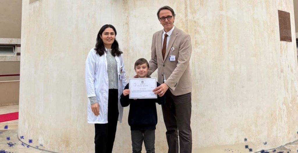 Selim Aktaş şiir yarışması birincilik belgesiyle